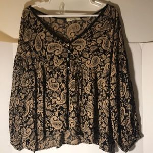 PinkUSA top long sleeves size s boho style black tan faux buttons
